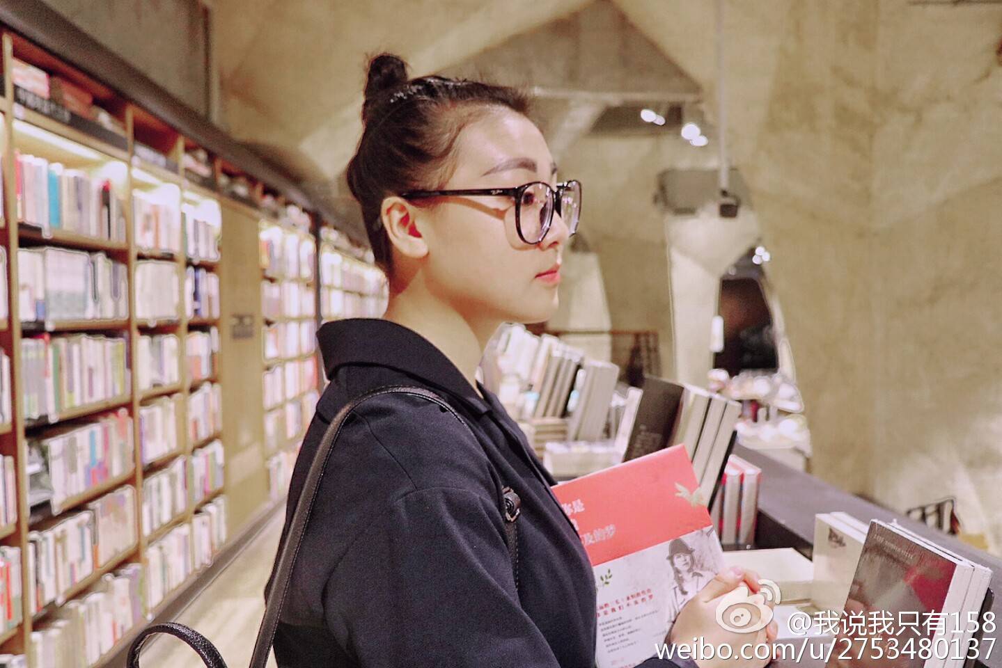 任教员的照片_成都