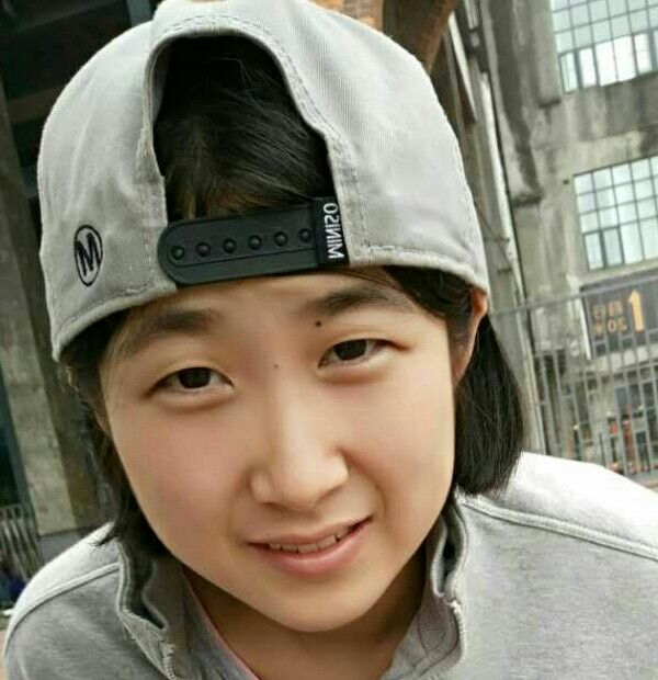 李教员的照片_成都